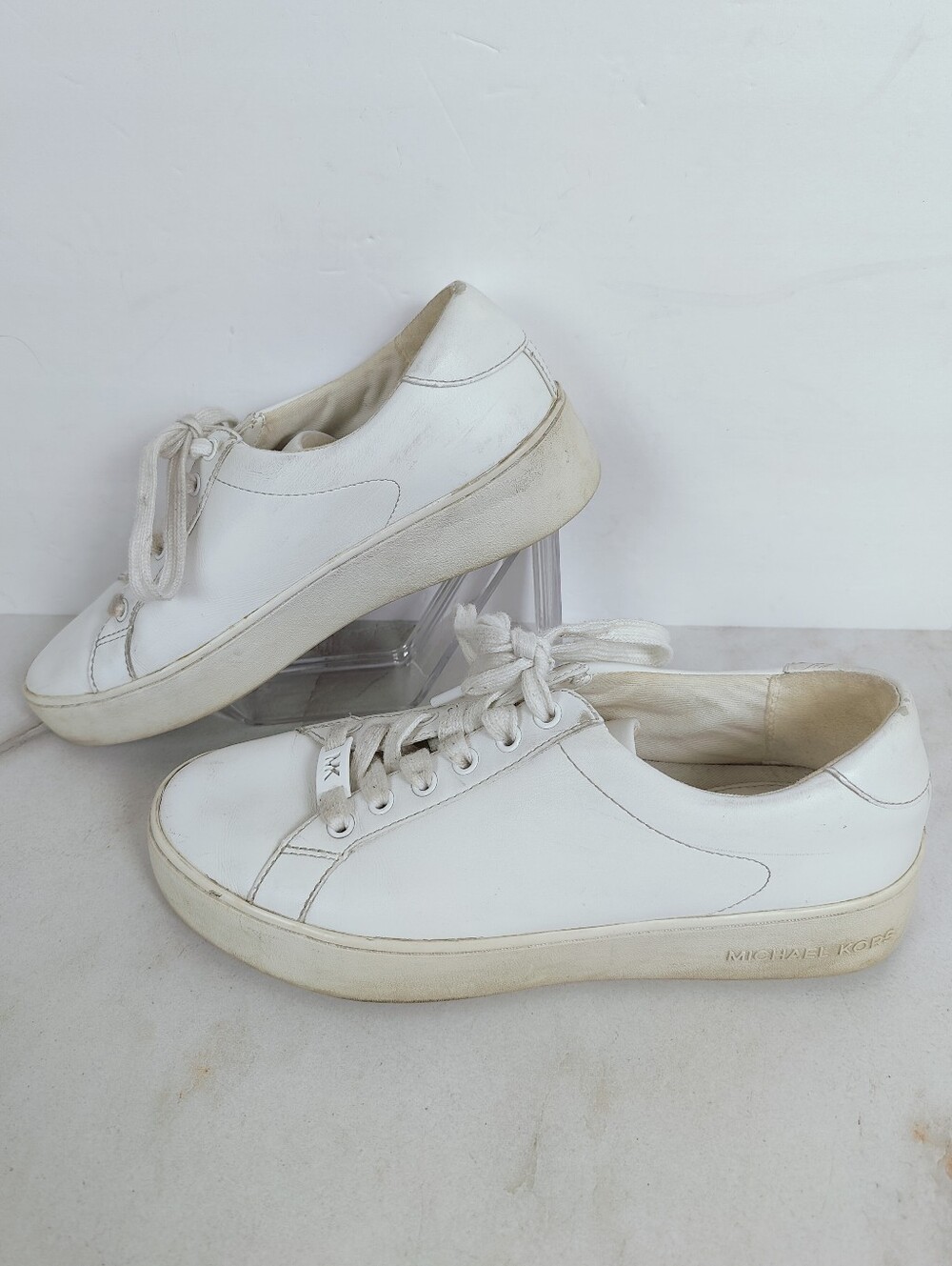 MICHAEL Michael Kors White Leather Low Sneakers Tennis Shoes, Sz 7